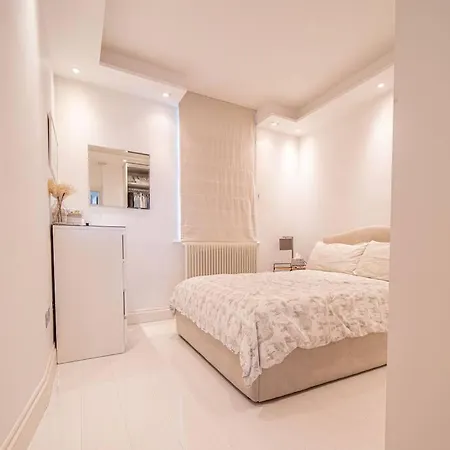 Gorgeous Light Contemporary Apt In Notting Hill London Exterior photo