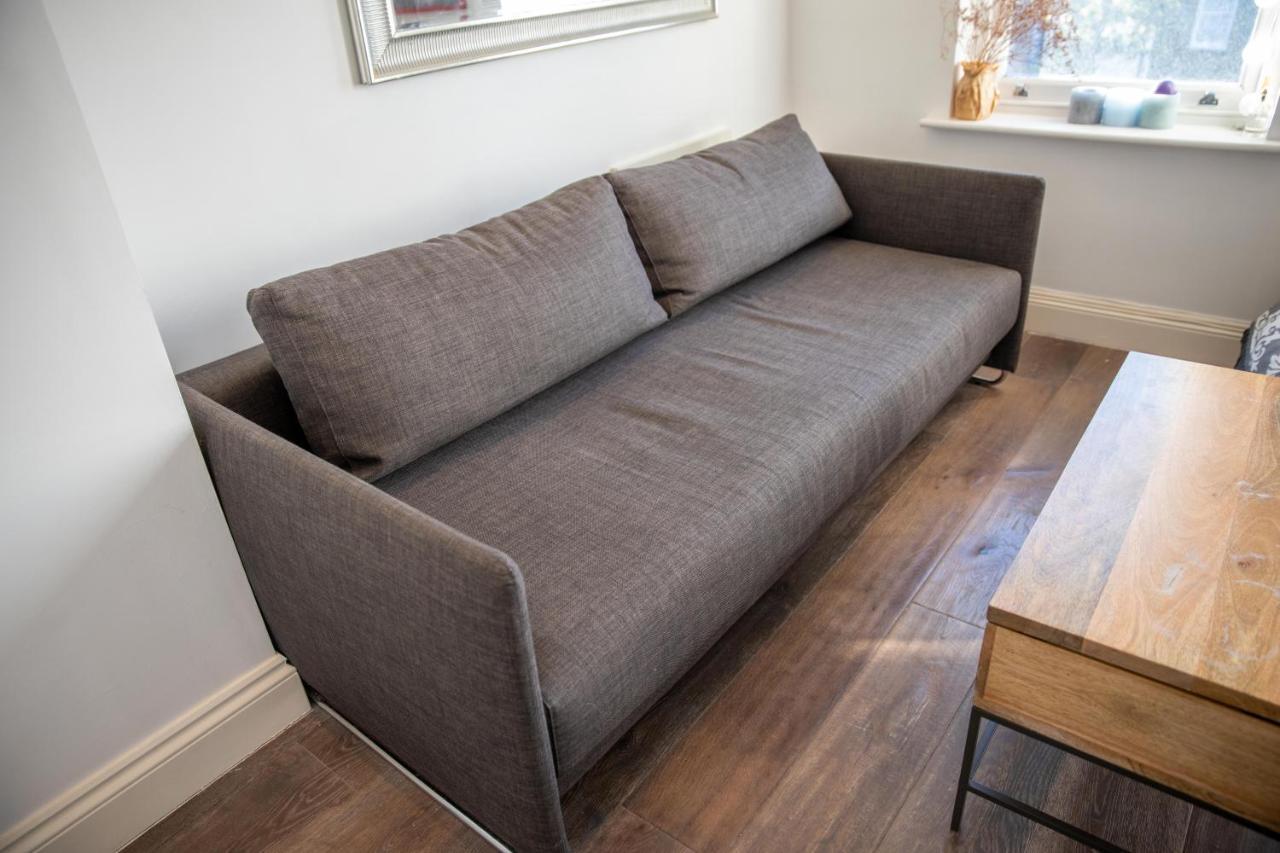 Gorgeous Light Contemporary In Notting Hill